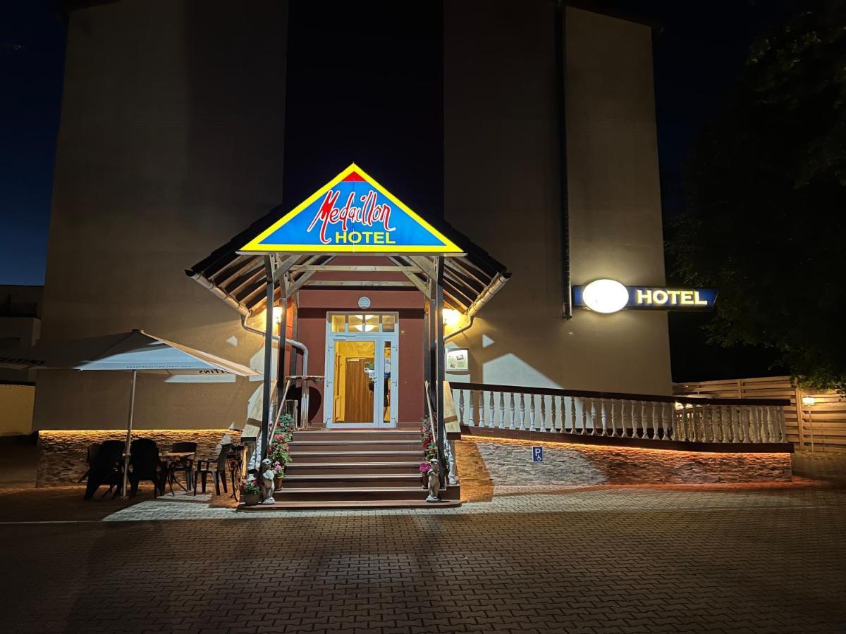 Hotel Medaillon Magdeburg Kültér fotó